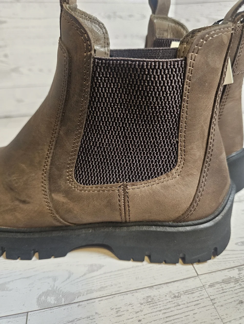 Zara Brown Leather Chelsea Boots Lug Sole Pull-On Ankle Boots Size 37 US 6.5 NWT